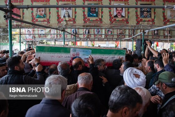 گزارش تصویری | مراسم خاکسپاری پیکر شهید کمال خرازی