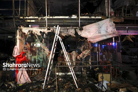 گزارش تصویری | اطفای حریق در بازار گل مشهد