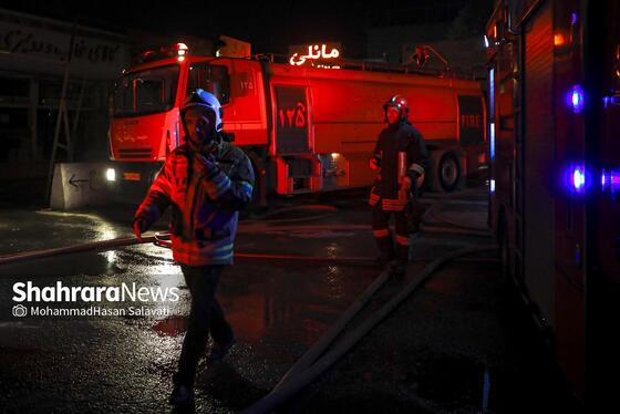 گزارش تصویری | اطفای حریق در بازار گل مشهد