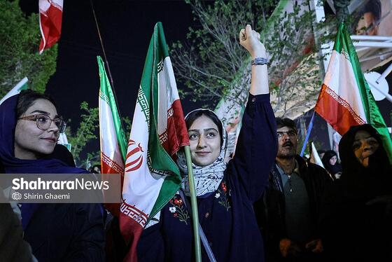 گزارش تصویری | چهل و یکمین شب حضور حماسی مردم مشهد