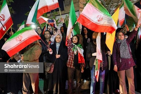 گزارش تصویری | چهل و یکمین شب حضور حماسی مردم مشهد