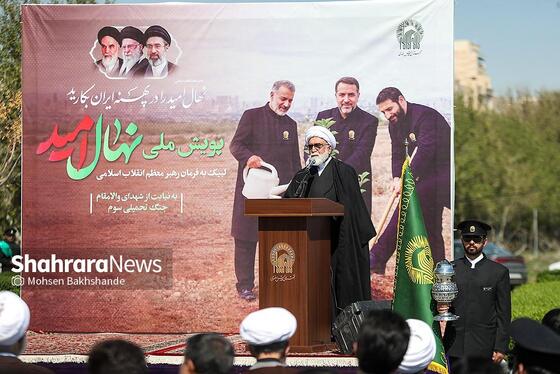 گزارش تصویری | پویش ملی نهال امید با حضور تولیت آستان قدس رضوی