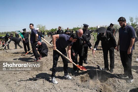 گزارش تصویری | پویش ملی نهال امید با حضور تولیت آستان قدس رضوی