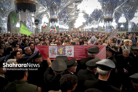 گزارش تصویری |  وداع با پیکر مطهر ۵ شهید خراسانی حمله آمریکایی-صهیونی در حرم مطهر رضوی