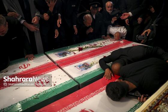 گزارش تصویری |  وداع با پیکر مطهر ۵ شهید خراسانی حمله آمریکایی-صهیونی در حرم مطهر رضوی