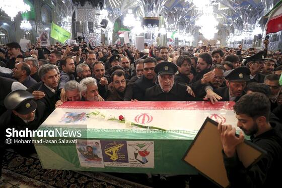گزارش تصویری |  وداع با پیکر مطهر ۵ شهید خراسانی حمله آمریکایی-صهیونی در حرم مطهر رضوی
