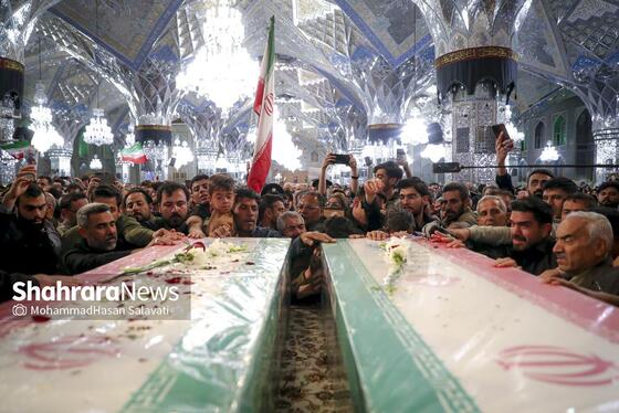 گزارش تصویری |  وداع با پیکر مطهر ۵ شهید خراسانی حمله آمریکایی-صهیونی در حرم مطهر رضوی