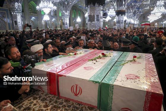 گزارش تصویری |  وداع با پیکر مطهر ۵ شهید خراسانی حمله آمریکایی-صهیونی در حرم مطهر رضوی