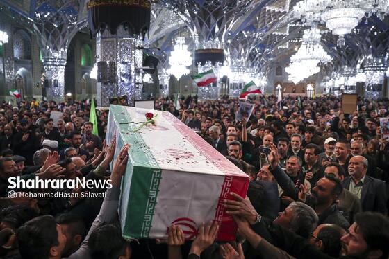 گزارش تصویری |  وداع با پیکر مطهر ۵ شهید خراسانی حمله آمریکایی-صهیونی در حرم مطهر رضوی