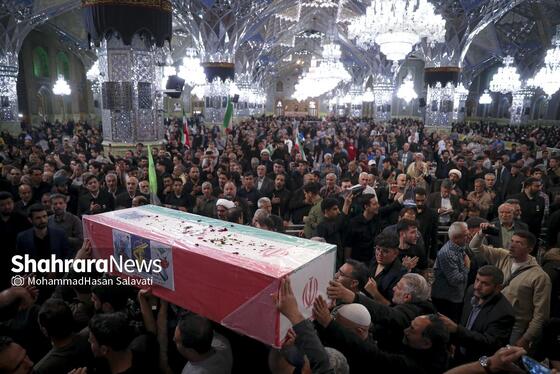 گزارش تصویری |  وداع با پیکر مطهر ۵ شهید خراسانی حمله آمریکایی-صهیونی در حرم مطهر رضوی