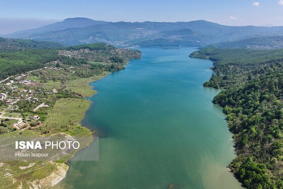 گزارش تصویری | طبیعت بهاری دریاچه لفور - مازندران