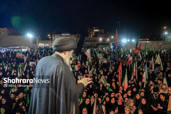 گزارش تصویری | چهل‌ودومین شب ایستادگی مردم در خیابان و تشییع پیکر یک شهید جنگ رمضان در مشهد
