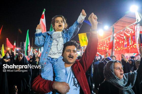 گزارش تصویری | چهل‌ودومین شب ایستادگی مردم در خیابان و تشییع پیکر یک شهید جنگ رمضان در مشهد