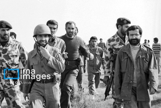 عکس‌هایی از شهید «سید کمال خرازی» در گذر ایام