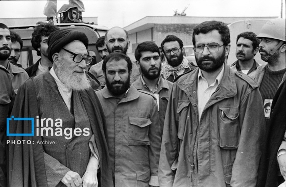 عکس‌هایی از شهید «سید کمال خرازی» در گذر ایام