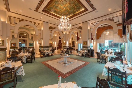 هتل سرینا از آفریقا و آسیای مرکزی تا جنوب آسیا | همه چیز درباره هتل لاکچری محل برگزاری مذاکرات ایران و آمریکا + عکس