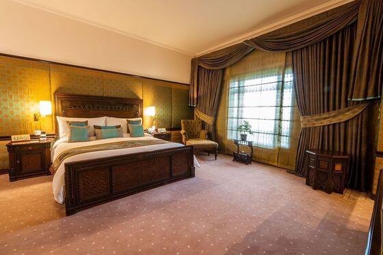 هتل سرینا از آفریقا و آسیای مرکزی تا جنوب آسیا | همه چیز درباره هتل لاکچری محل برگزاری مذاکرات ایران و آمریکا + عکس