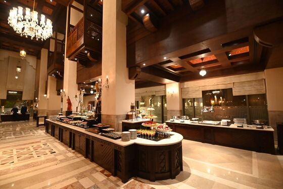 هتل سرینا از آفریقا و آسیای مرکزی تا جنوب آسیا | همه چیز درباره هتل لاکچری محل برگزاری مذاکرات ایران و آمریکا + عکس