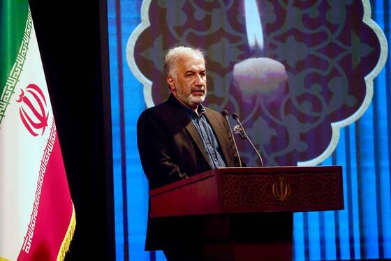 گزارش تصویری | برگزاری آیین سوگ شهادت «امین ملت ایران» به یاد رهبر شهید انقلاب با حضور هنرمندان