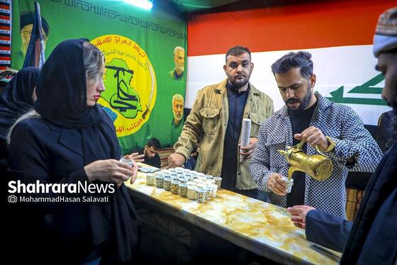 گزارش تصویری | موج چهل و ششم حضور حماسی مردم مشهد زیر باران رحمت الهی