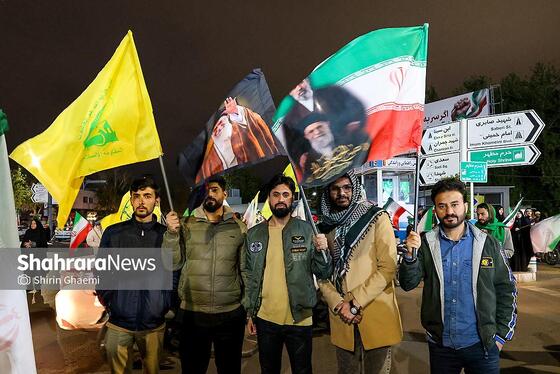 گزارش تصویری | چهل و هفتمین شب حضور حماسی مردم در خیابان | همبستگی پاکستانی های مقیم مشهد با ملت ایران