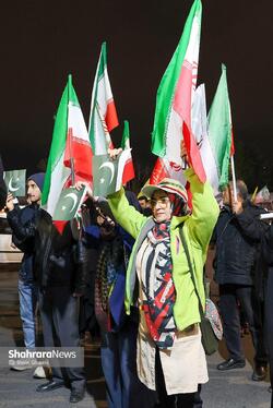 گزارش تصویری | چهل و هفتمین شب حضور حماسی مردم در خیابان | همبستگی پاکستانی های مقیم مشهد با ملت ایران