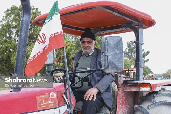 گزارش تصویری | رژه خودرویی کشاورزان منطقه توس مشهد در حمایت از نیرو‌های مسلح