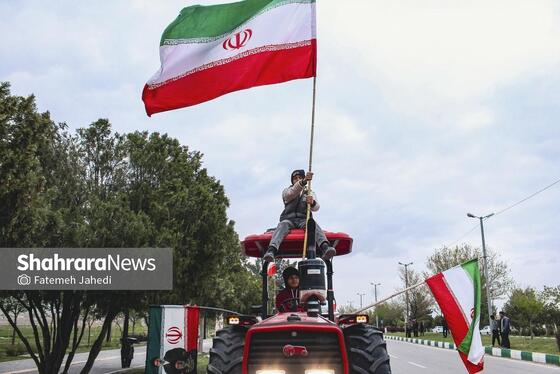 گزارش تصویری | رژه خودرویی کشاورزان منطقه توس مشهد در حمایت از نیرو‌های مسلح