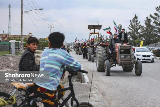 گزارش تصویری | رژه خودرویی کشاورزان منطقه توس مشهد در حمایت از نیرو‌های مسلح