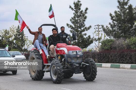 گزارش تصویری | رژه خودرویی کشاورزان منطقه توس مشهد در حمایت از نیرو‌های مسلح
