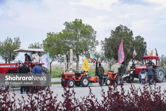 گزارش تصویری | رژه خودرویی کشاورزان منطقه توس مشهد در حمایت از نیرو‌های مسلح