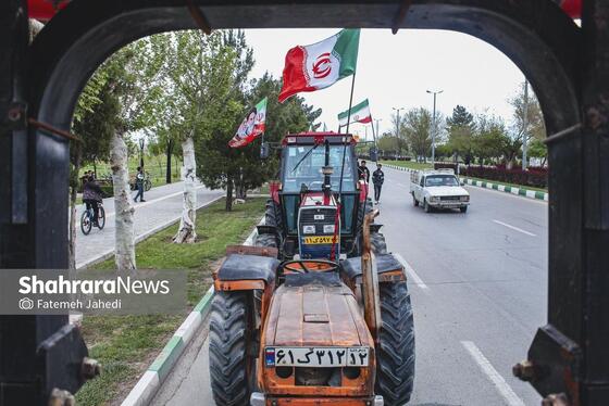 گزارش تصویری | رژه خودرویی کشاورزان منطقه توس مشهد در حمایت از نیرو‌های مسلح