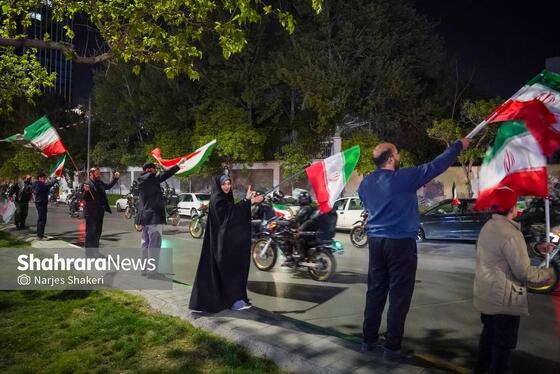 گزارش تصویری | چهل‌ونهمین شب حضور مردم مشهد در خیابان‌ها