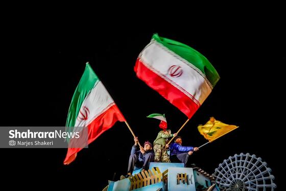 گزارش تصویری | چهل‌ونهمین شب حضور مردم مشهد در خیابان‌ها