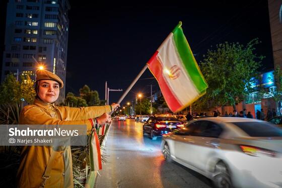 گزارش تصویری | چهل‌ونهمین شب حضور مردم مشهد در خیابان‌ها