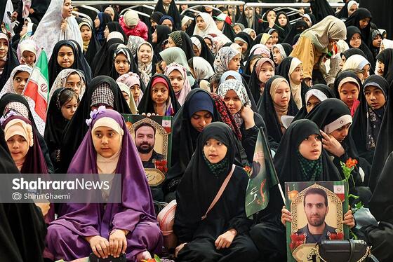 گزارش تصویری | گلباران حرم مطهر رضوی به مناسبت سالروز میلاد حضرت معصومه (س)