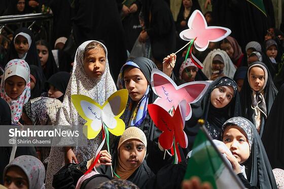 گزارش تصویری | گلباران حرم مطهر رضوی به مناسبت سالروز میلاد حضرت معصومه (س)