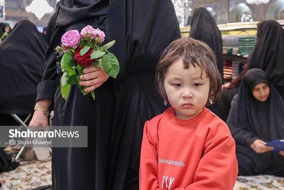 گزارش تصویری | گلباران حرم مطهر رضوی به مناسبت سالروز میلاد حضرت معصومه (س)