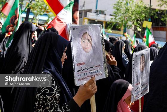 گزارش تصویری | گلباران حرم مطهر رضوی به مناسبت سالروز میلاد حضرت معصومه (س)