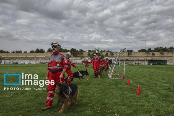 گزارش تصویری | مانور امدادگران جمعیت هلال احمر