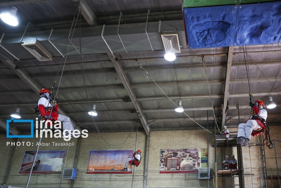 گزارش تصویری | مانور امدادگران جمعیت هلال احمر