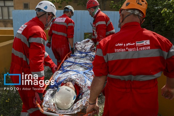 گزارش تصویری | مانور امدادگران جمعیت هلال احمر
