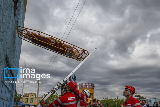 گزارش تصویری | مانور امدادگران جمعیت هلال احمر