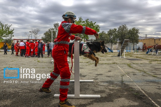 گزارش تصویری | مانور امدادگران جمعیت هلال احمر