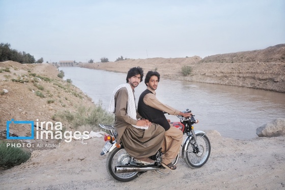 گزارش تصویری | ورود آب به سیستان پس از سال‌ها خشکسالی