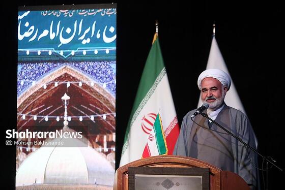 گزارش تصویری | گردهمایی بزرگ اصحاب فرهنگ، هنر، رسانه و قرآن خراسان رضوی در مشهد