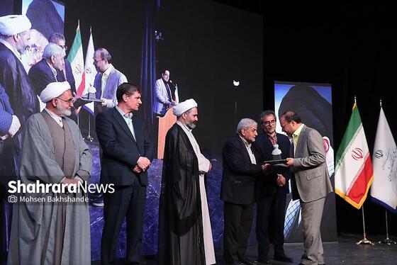 گزارش تصویری | گردهمایی بزرگ اصحاب فرهنگ، هنر، رسانه و قرآن خراسان رضوی در مشهد