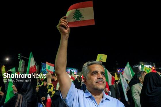 گزارش تصویری | پنجاه و یکمین شب حضور حماسی مردم در خیابان‌ها در حمایت از مردم لبنان