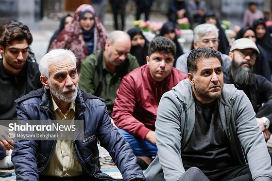 گزارش تصویری | آیین رسمی بدرقه دوندگان کاروان جاده ولایت در حرم مطهر رضوی
