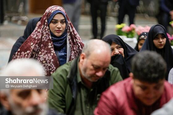 گزارش تصویری | آیین رسمی بدرقه دوندگان کاروان جاده ولایت در حرم مطهر رضوی